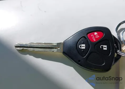 2011 Toyota Rav4 z USA, uszkodzony, nr VIN 2T3BF4DV0BW102014